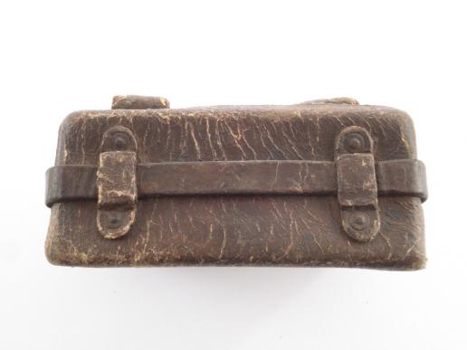 WW2 Imperial Japanese Front Ammunition Pouch