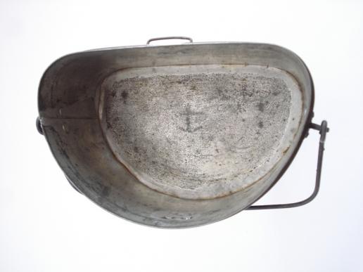 WW1 British D-Shaped Mess Tin