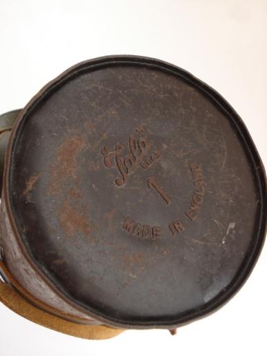 WW2 British Civilian Respirator & Private Purchase Tin