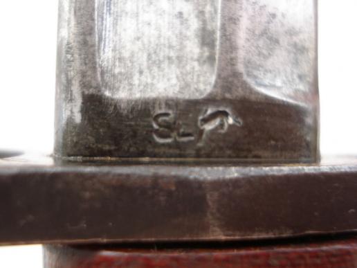 British No7 Mk I /L Bayonet & Frog