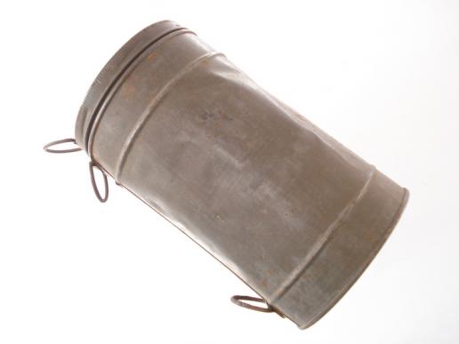 WW2 British Private Purchase 'AIRGUARD' Respirator Carrier