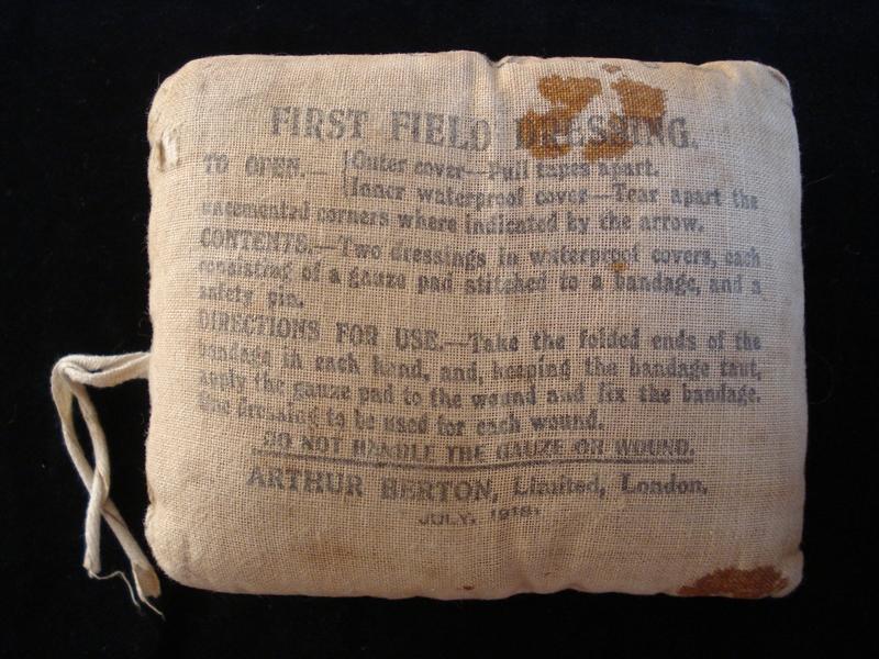 WW1 British Field Dressing, Service Numbered & 1918 Dated