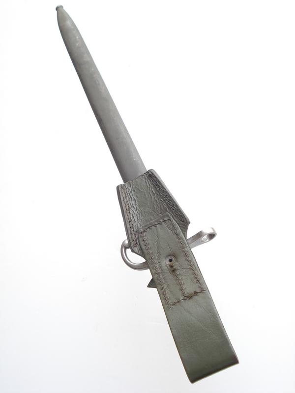 Argentinian M1909 Bayonet & Frog