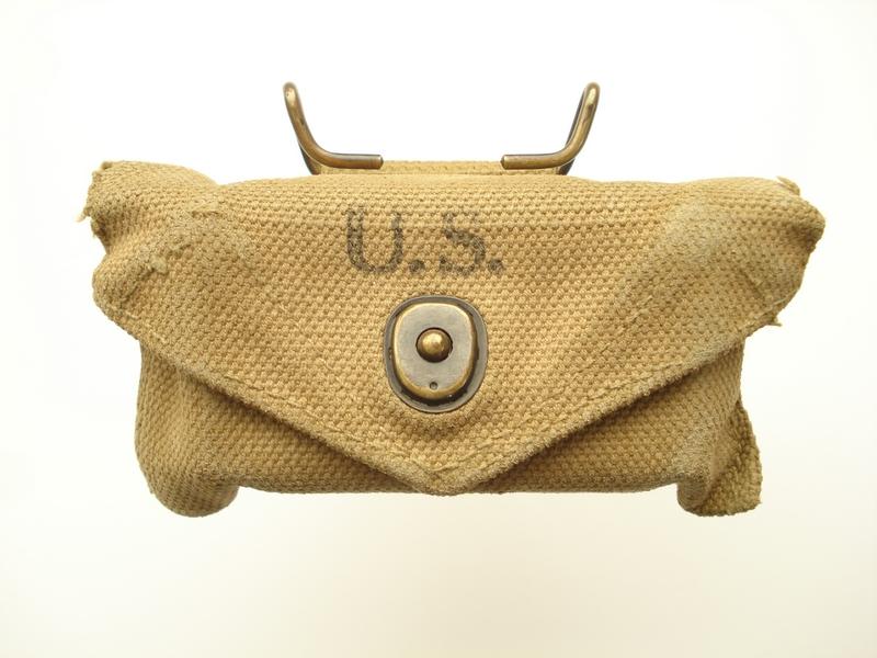 WW2 U.S M24 First Aid Pouch & Dressing, 1941 Dated