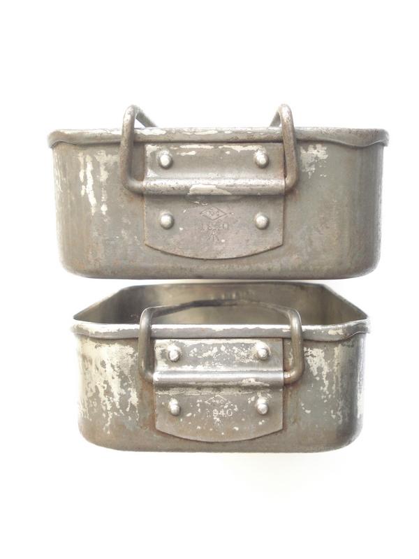 WW2 British Army Mess Tins, Matching. 1940 Dated