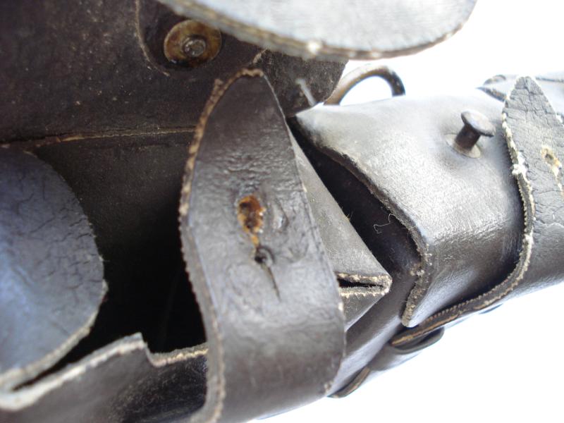 WW2 Finnish Rubberized Triple Ammunition Pouch