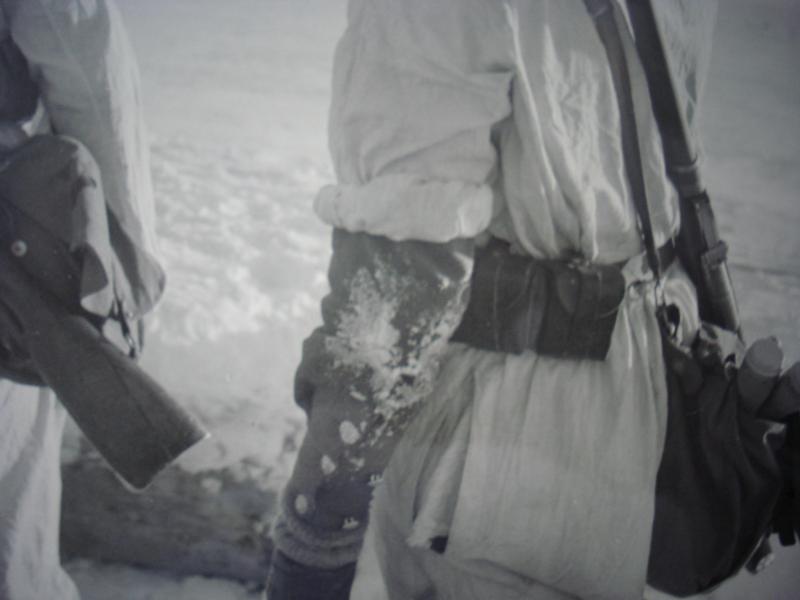 WW2 Finnish Rubberized Triple Ammunition Pouch