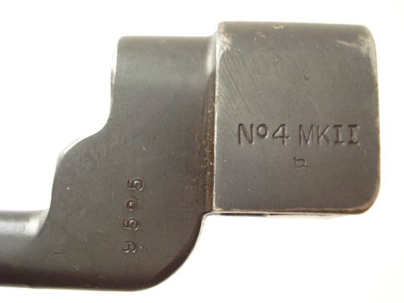 WW2 Canadian No4 MkII Spike Bayonet & Frog
