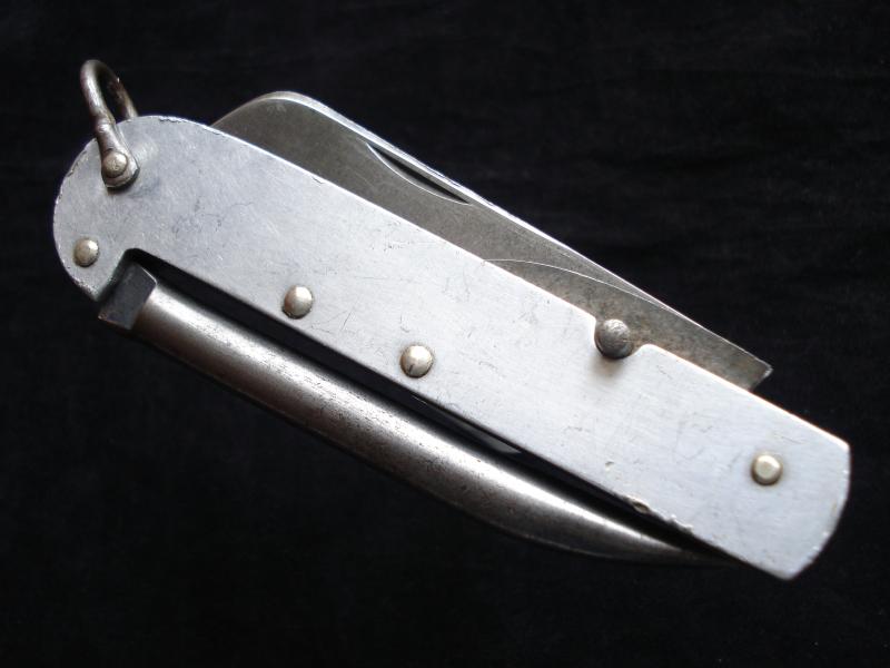 WW2 Canadian Clasp Knife