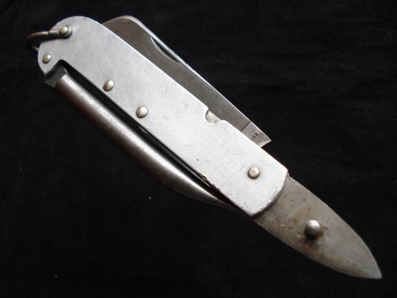 WW2 Canadian Clasp Knife
