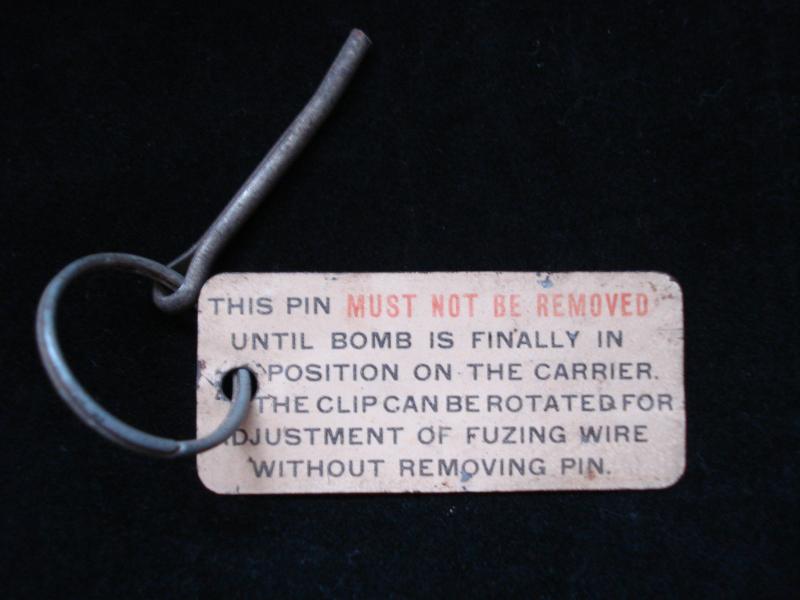 British, WW2 Bomb Safety Pin & Tag
