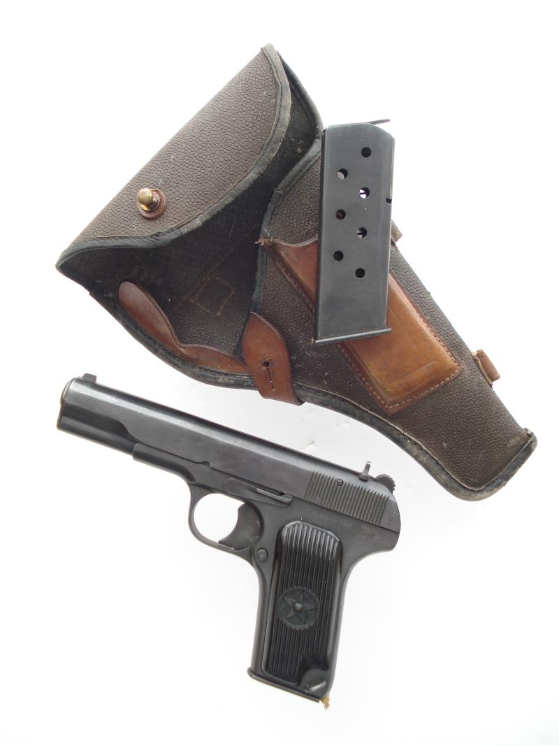 Deactivated Russian TT33 Pistol, holster & Spare Magazine